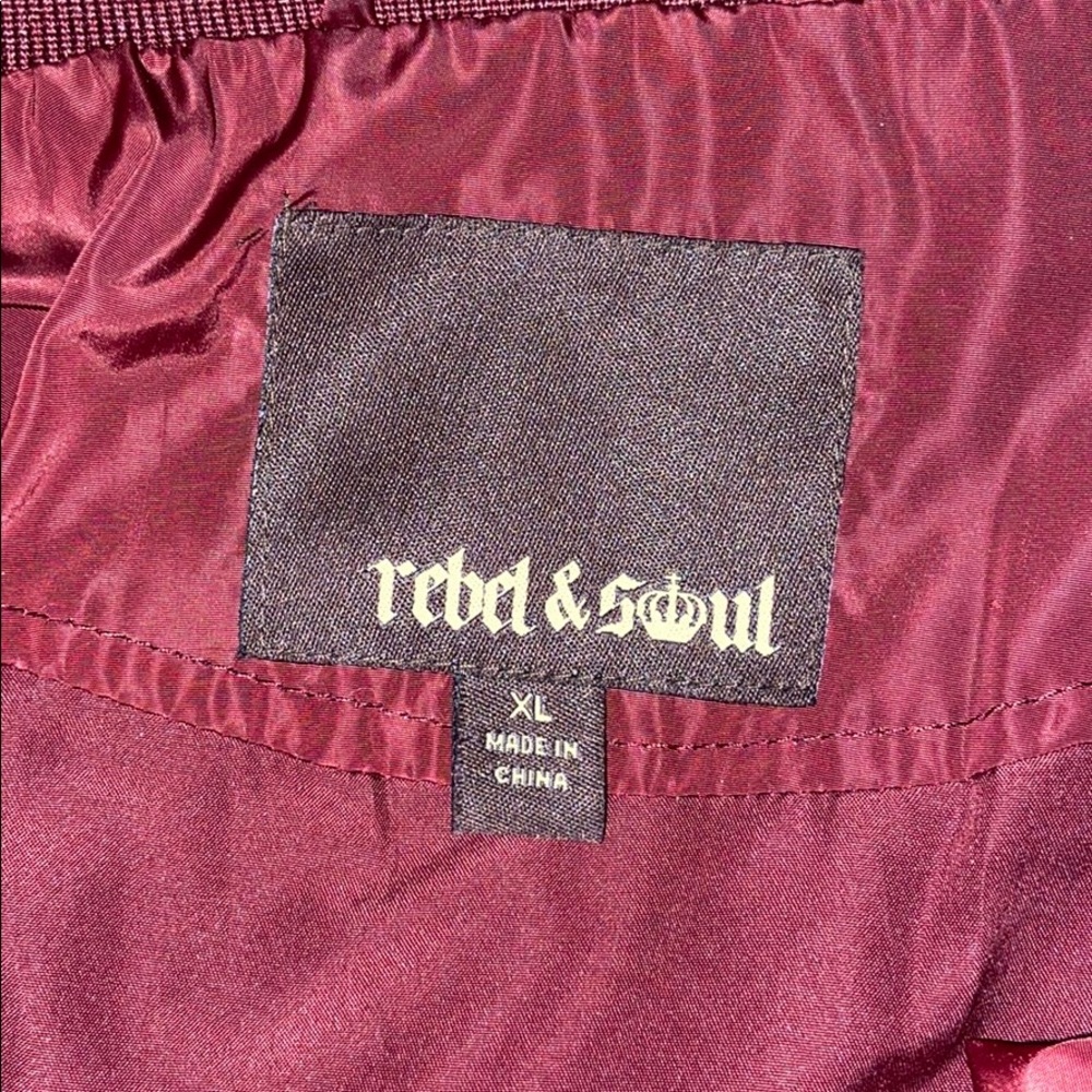 Bomber jacket - Picture 2 of 3